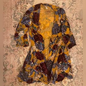 Floreat Mustard and Cream Floral Kimono